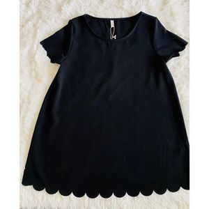 NWT PinkBlush Scalloped Hem Maternity Top